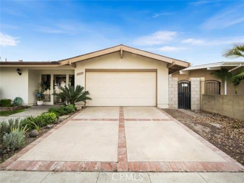 2722  Mainway   Drive, Los Alamitos, CA