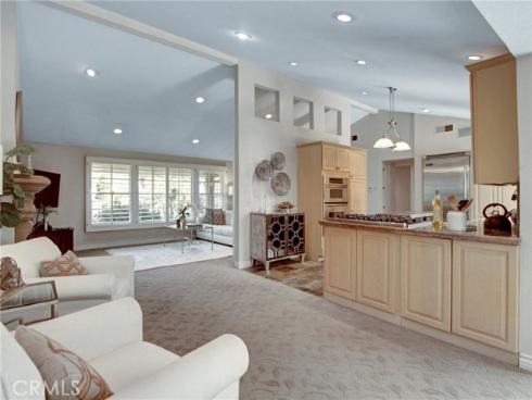 3272 Saint Albans Drive, Los Alamitos, CA