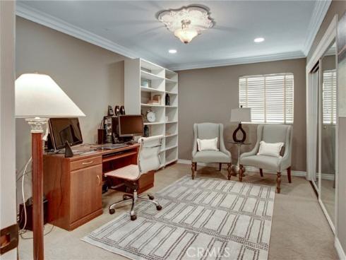 3272 Saint Albans Drive, Los Alamitos, CA