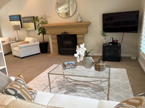 3272 Saint Albans Drive, Los Alamitos, CA