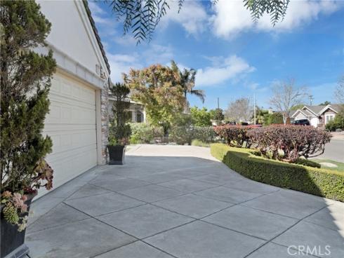 3272 Saint Albans Drive, Los Alamitos, CA