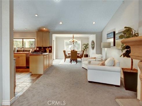 3272 Saint Albans Drive, Los Alamitos, CA