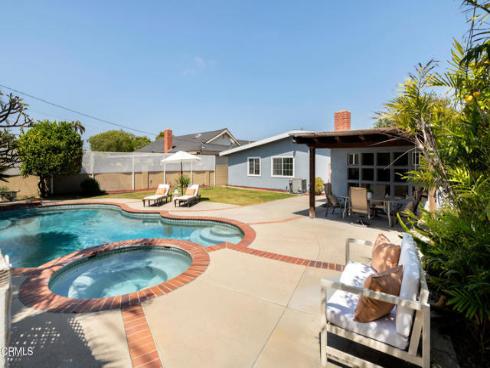 12091 Pine Street, Los Alamitos, CA