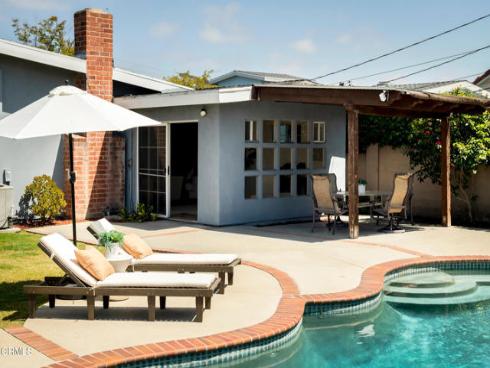 12091 Pine Street, Los Alamitos, CA