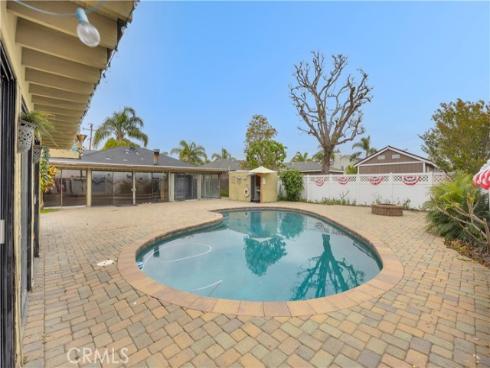 4662 Howard Avenue, Los Alamitos, CA