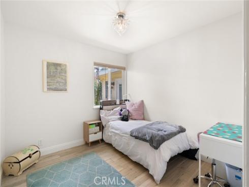 5121 Howard Avenue, Los Alamitos, CA