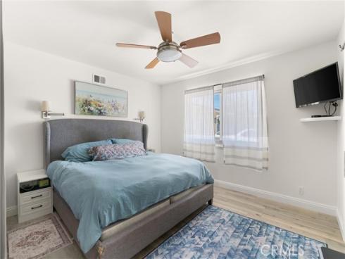 5121 Howard Avenue, Los Alamitos, CA