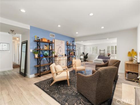 5121 Howard Avenue, Los Alamitos, CA