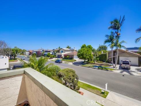 3681 Fenley Drive, Los Alamitos, CA