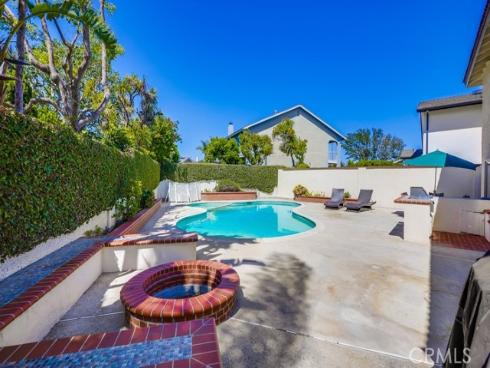 3681 Fenley Drive, Los Alamitos, CA