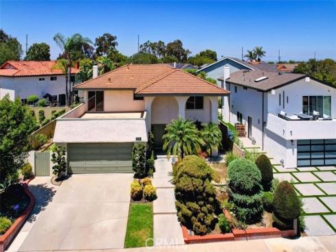 3681 Fenley Drive, Los Alamitos, CA