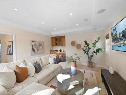 2662 Salmon Drive, Los Alamitos, CA