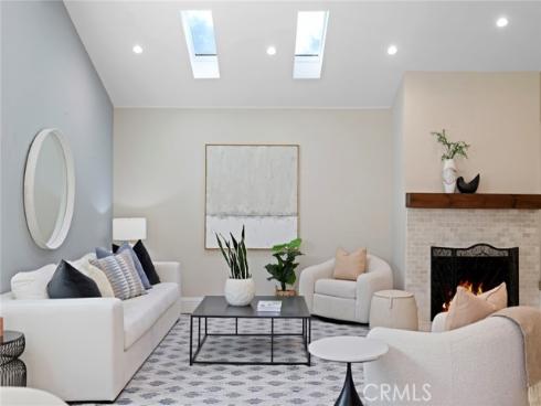 2662 Salmon Drive, Los Alamitos, CA