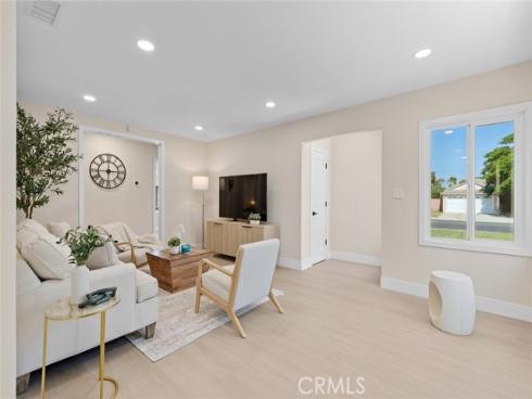 11091 Ranger Drive, Los Alamitos, CA