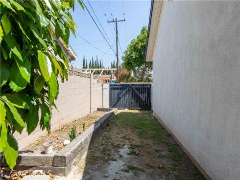 12021 Reagan Street, Los Alamitos, CA