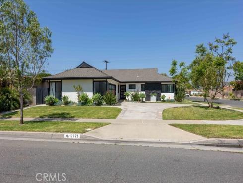 12021 Reagan Street, Los Alamitos, CA