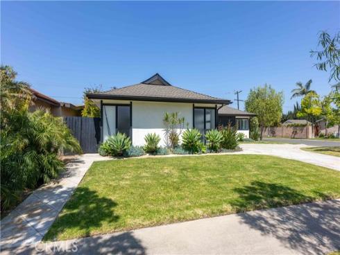 12021 Reagan Street, Los Alamitos, CA