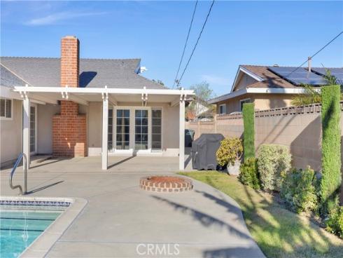 12111  Reagan   Street, Los Alamitos, CA