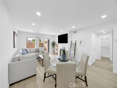 3845  Farquhar Ave  110 , Los Alamitos, CA