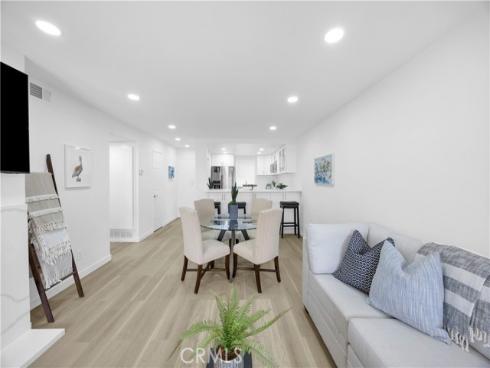 3845  Farquhar Ave  110 , Los Alamitos, CA