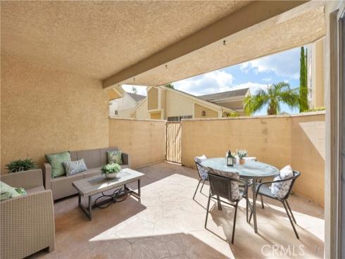 3845  Farquhar Ave  110 , Los Alamitos, CA