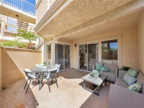 3845  Farquhar Ave  110 , Los Alamitos, CA