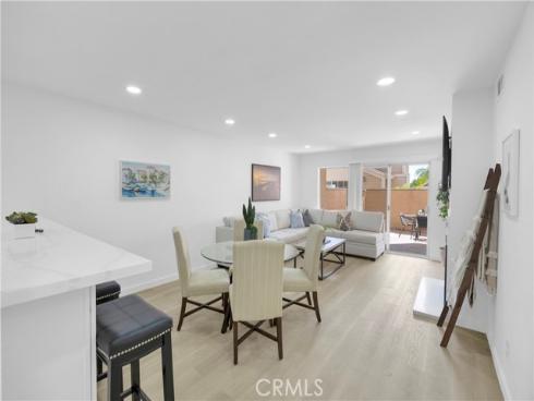 3845  Farquhar Ave  110 , Los Alamitos, CA