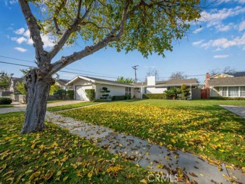 3241  Druid   Lane, Los Alamitos, CA