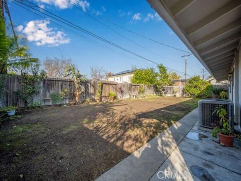 3241  Druid   Lane, Los Alamitos, CA