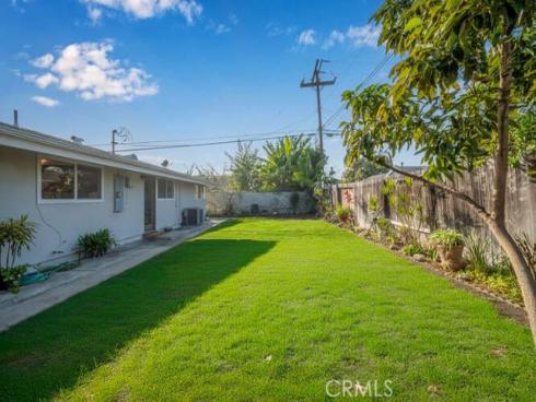 3241  Druid   Lane, Los Alamitos, CA