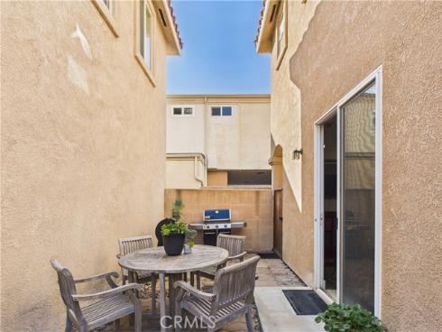 3645  Farquhar Ave  , Los Alamitos, CA