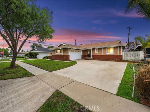 12041  Paseo Bonita  , Los Alamitos, CA