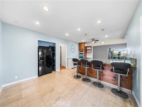 10702  Oak  , Los Alamitos, CA