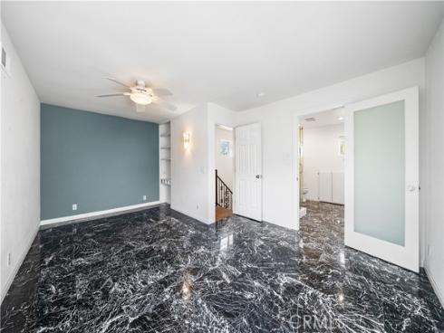 10702  Oak  , Los Alamitos, CA