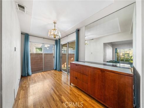 10702  Oak  , Los Alamitos, CA