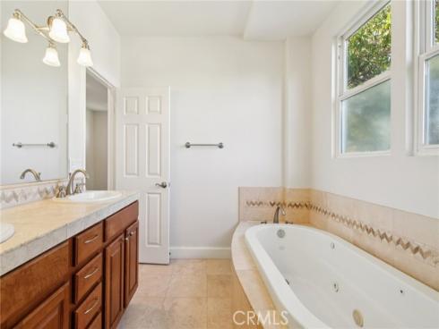 3802 Howard , Los Alamitos, CA