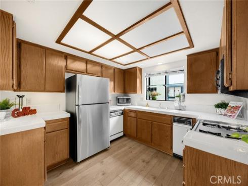 3878  Howard  8  Avenue, Los Alamitos, CA