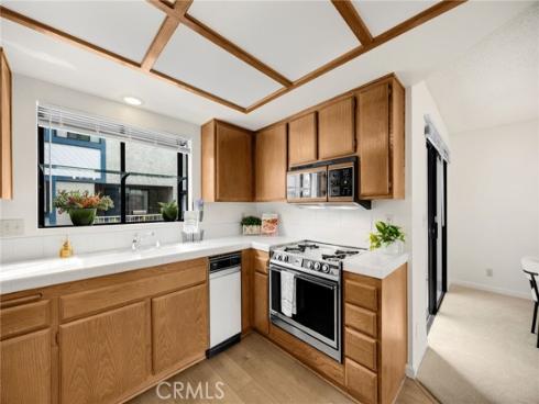 3878  Howard  8  Avenue, Los Alamitos, CA