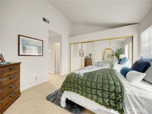 3878  Howard  8  Avenue, Los Alamitos, CA