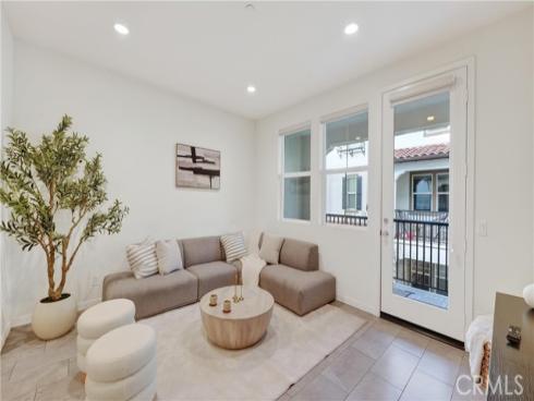 10548 Acorn Place, Los Alamitos, CA