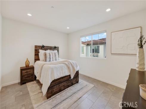 10548 Acorn Place, Los Alamitos, CA