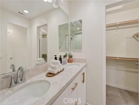 10548 Acorn Place, Los Alamitos, CA