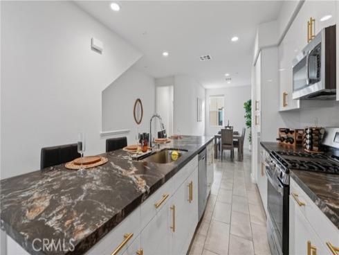 10548 Acorn Place, Los Alamitos, CA