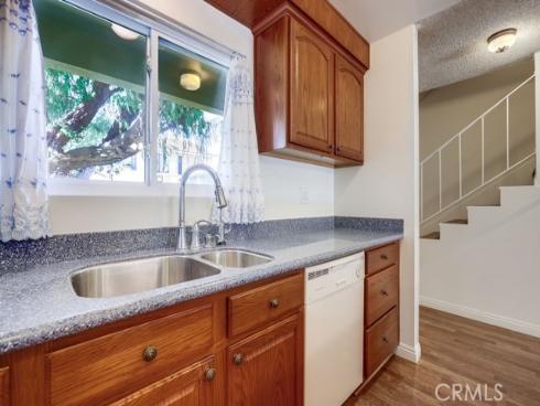 12100  Montecito  49  Road, Los Alamitos, CA