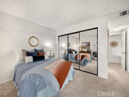 3845  Farquhar  , Los Alamitos, CA