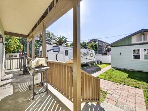 10901  Chestnut   Street, Los Alamitos, CA