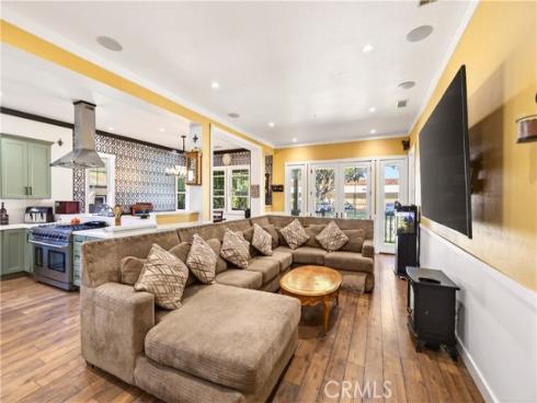 10901  Chestnut   Street, Los Alamitos, CA