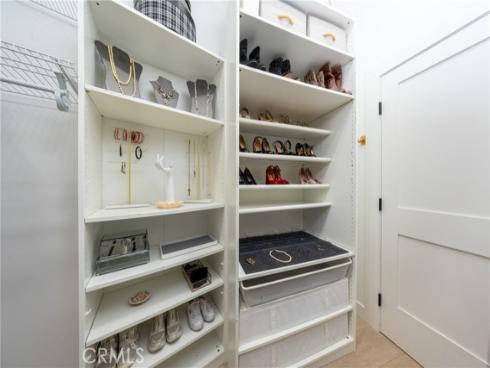 12746  Martha Ann  , Los Alamitos, CA