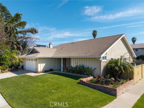 11348  Barbi   Lane, Los Alamitos, CA