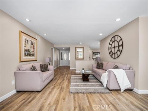 11348  Barbi   Lane, Los Alamitos, CA